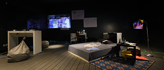  Not my bed Ausstellungsfoto