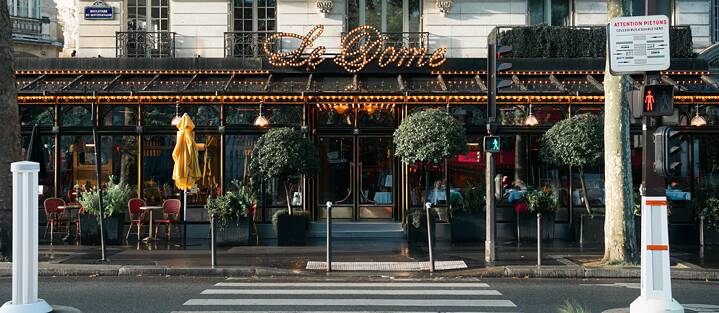 Café Le Dôme, Paris, 2025