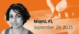 Portrait von Sonali Beher auf orangenem Hintergrund mit einer Hand, die einen Stift hält