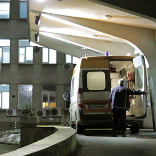 SOFIA’S LAST AMBULANCE, Ilian Metev, Doku, 2012