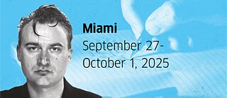 Portrait of Iven Yorick Fenker on a ligh blue background with a hand holding a pen