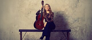 German classical guitarist Laura Lootens