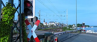 Bahnübergang mit Schranke