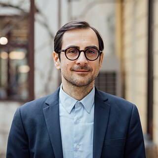 Dr. Siniša Vučenović