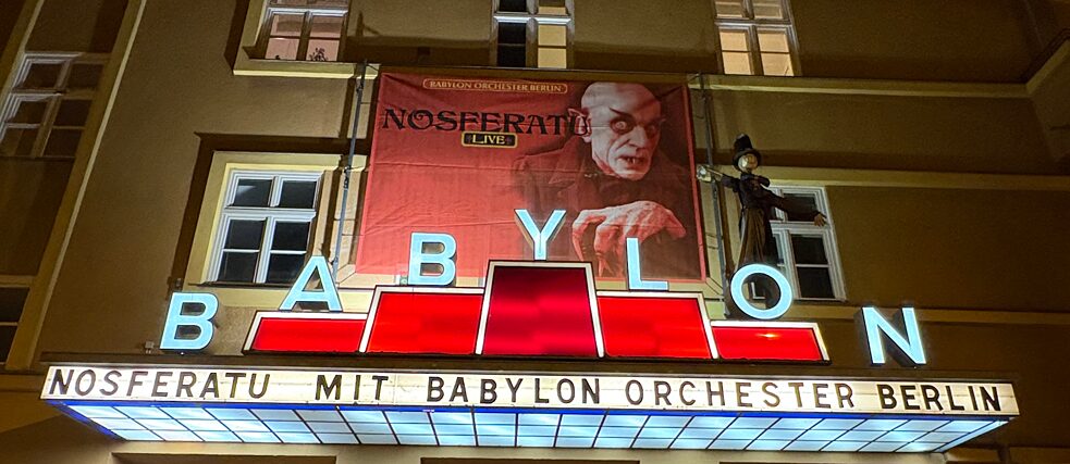 Nosferatu : un voyage dans le temps au mythique Kino Babylon de Berlin