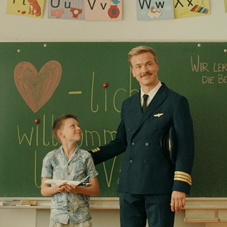 Filmstill: Peacock