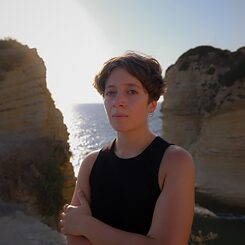 A portrait picture of the artist