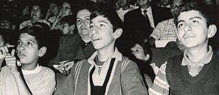 Lxs pequeñxs aplaudieron al gran pantomimo con mucho entusiasmo por sus extraordinarias actuaciones.