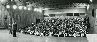 El Festival Oberhausen en México con una participación de más de 7000 asistentes en el auditorio Justo Sierra de la Universidad Nacional Autónoma de México (UNAM).