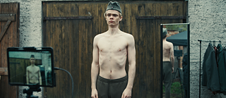 tank story_still 2