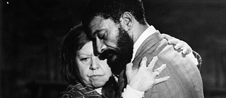 Festival TODOS - Medo come a Alma (filmstill)