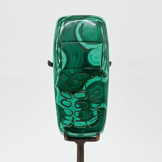 Maarten Vanden Eynde, in collaboration with Fillot Ngoyi Makelele and Augy Ngoyi Twite, Malachite Mobiles, 2015