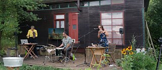 LEAM at the Paretzer Field Music