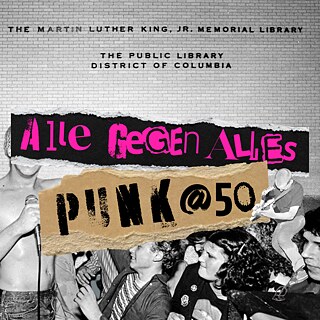 Eine Collage von Punk-Künstler*innen vor einer schwarz-weißen Backsteinwand mit der Aufschrift „The Martin Luther King Jr. Memorial Library“ und darunter „The Public Library District of Columbia“.