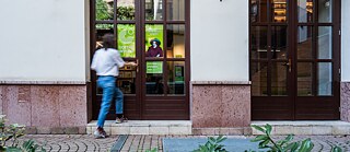 Eingang des Goethe-Instituts Budapest