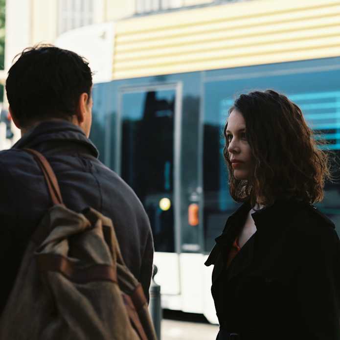 Paula Beer bei den Dreharbeiten zu „Transit“