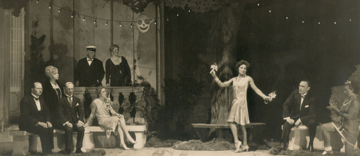 Carola Neher im Lustspiel von Val André Jager-Schmidt „Kukuli“, Berlin, 1927