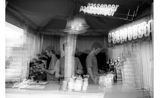 Preparing caffeine for Mobiler Kaffeestand auf dem Wochenmarkt am Boxhagener Platz