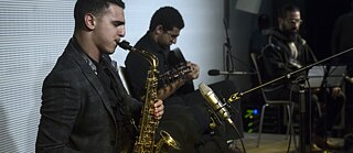 Ali Issa trio 737x320