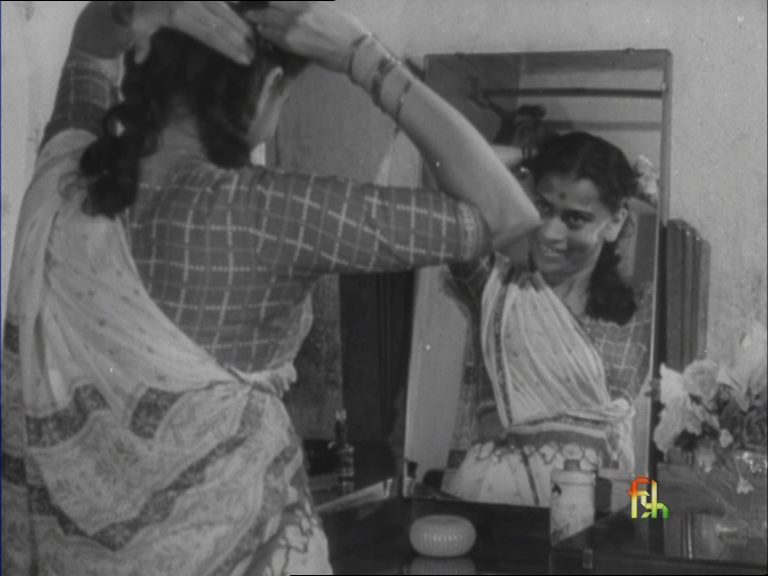 Szene aus Maa - The Story of an Unmarried Mother