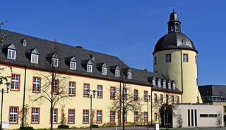 Universität Siegen © ©Universität Siegen Universität Siegen