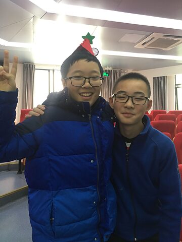 Zwei meiner Schüler am Posen