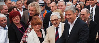 Klaus Wowereit avec Hannelore Hoger et Thomas Gottschalk à l'inauguration du Boulevards des stars 2012 à Berlin 
