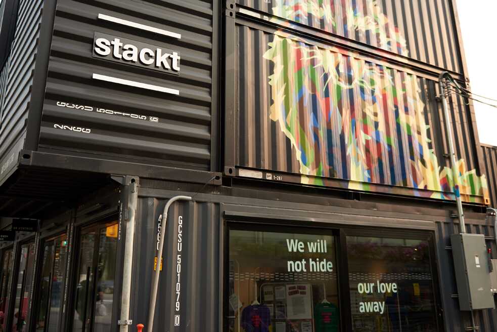 Stackt Container