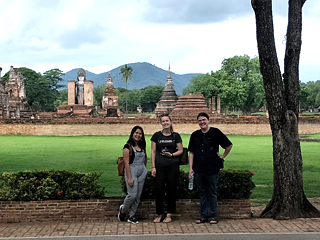 Gruppenbild mit meinen Kolleginnen von den Philippinen und aus den USA