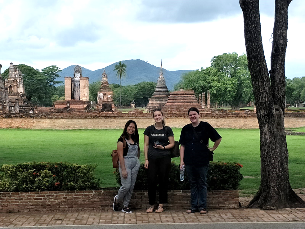 Gruppenbild mit meinen Kolleginnen von den Philippinen und aus den USA