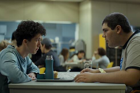 Standbild aus der Netflix-Serie „How to sell Drugs Online (Fast)“