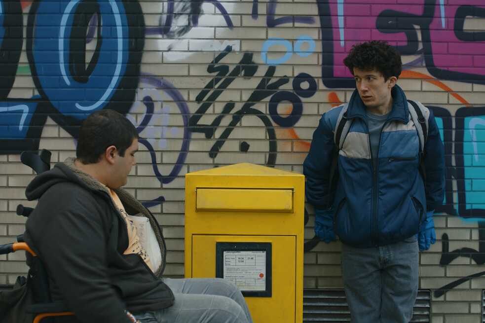 Standbild aus der Netflix Serie „How to sell Drugs Online (Fast)“