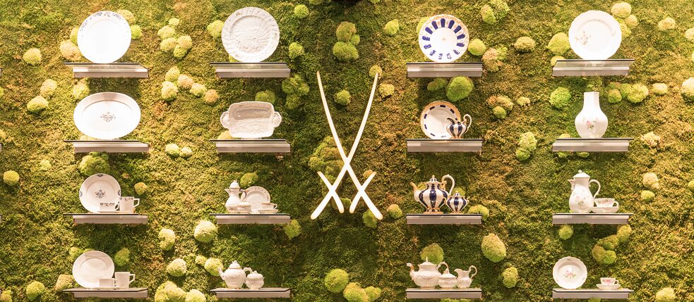 Pieces from the manufactory’s entire 300-year history are on exhibit here. A tour of the show workshop also provides insights into the manufacturing process.