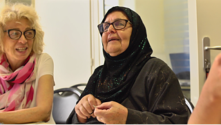 Hommage aux femmes migrantes âgées; Homage to aged migrant women 
