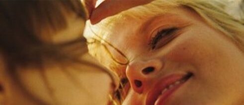 Jella Haase in Cocoon