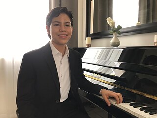 Aldo Gómez  © © Aldo Gómez  Aldo Gómez 