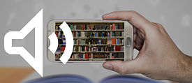 Ein weißes Lautsprechersymbol und eine Hand mit einem Smartphone, auf dem ein Bücherregal zu sehen ist. 