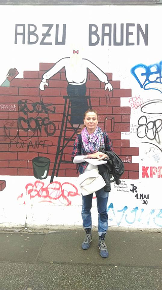 Pavlina Stoyanova © © Pavlina Stoyanova Pavlina Stoyanova