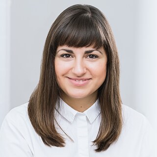 Floria Moghimi teaser